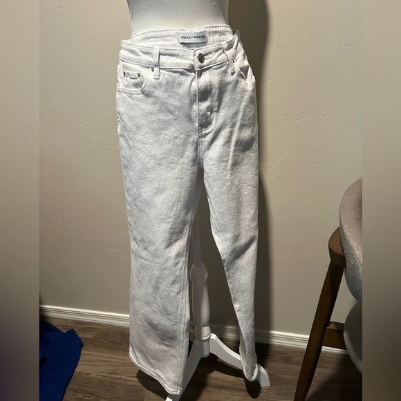 Ashley Mason Cream Denim Jeans - Picture 1 of 9